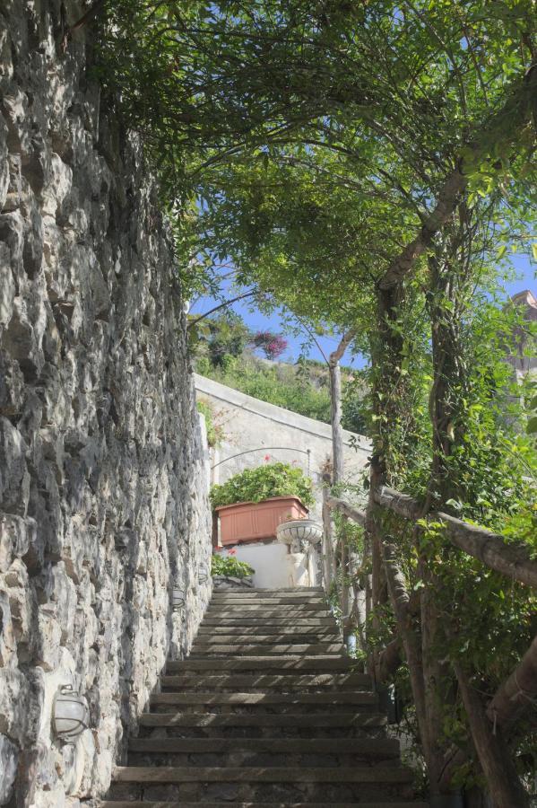 Casa Hermosa 2*